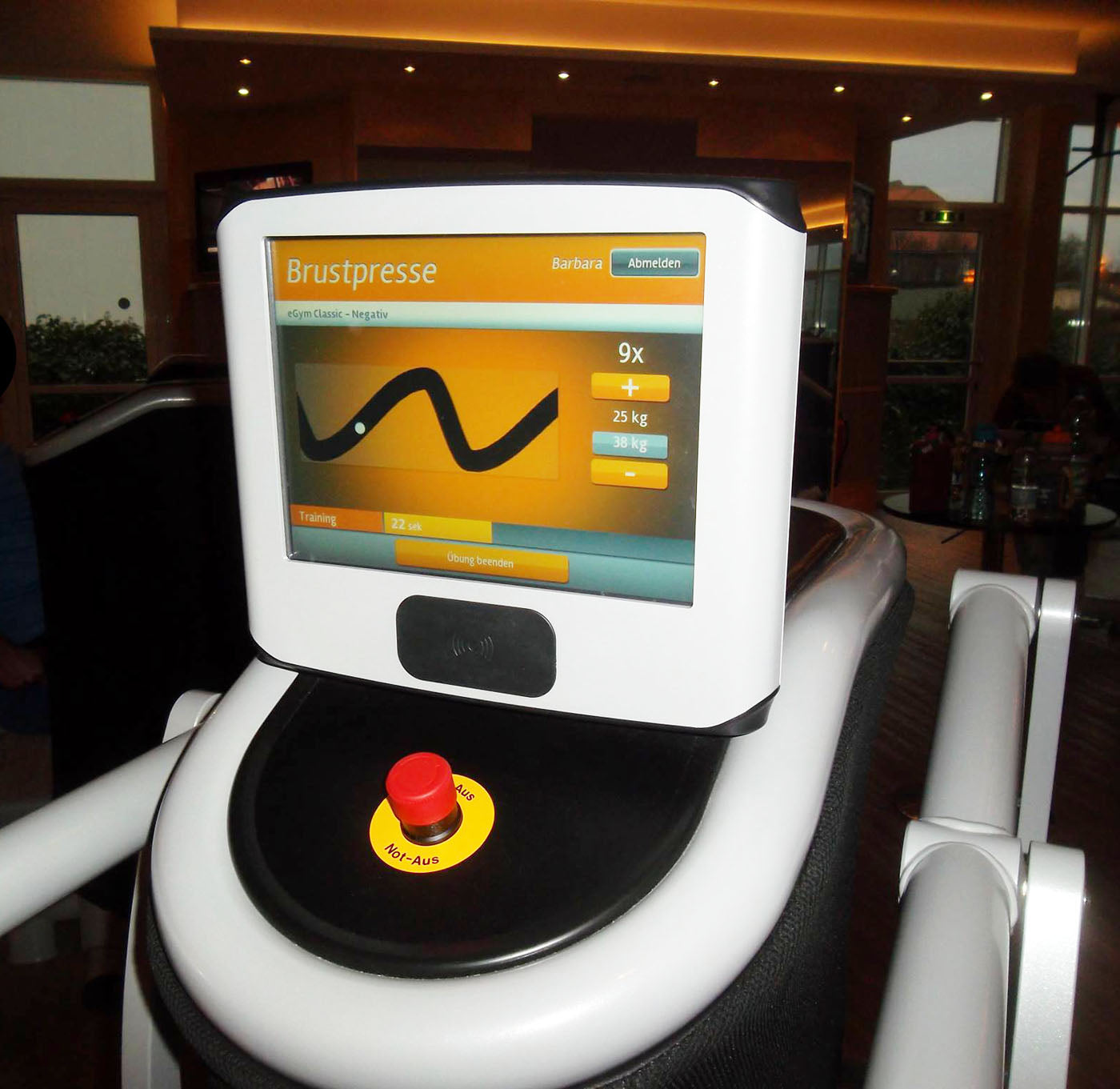 eGym 8er Kraft Zirkel, 8 Kraftgeräte, inkl. PREMIUM Software, Baujahr 2014, Lady Version, gebraucht - überholter Zustand