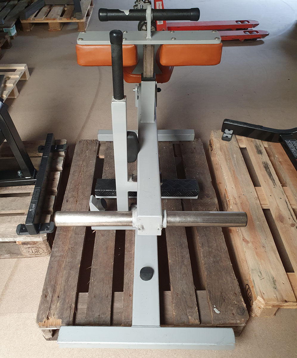 Sportsart calf machine plate loaded, seated calf raise, frame color silver, upholstery color orange, used - refurbished condition