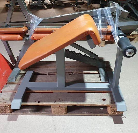 Gym80 Bauchmuskelsitz, Bauchbank, Roman Chair, Polster Orange, Rahmenfarbe Silber, gebraucht - überholter Zustand