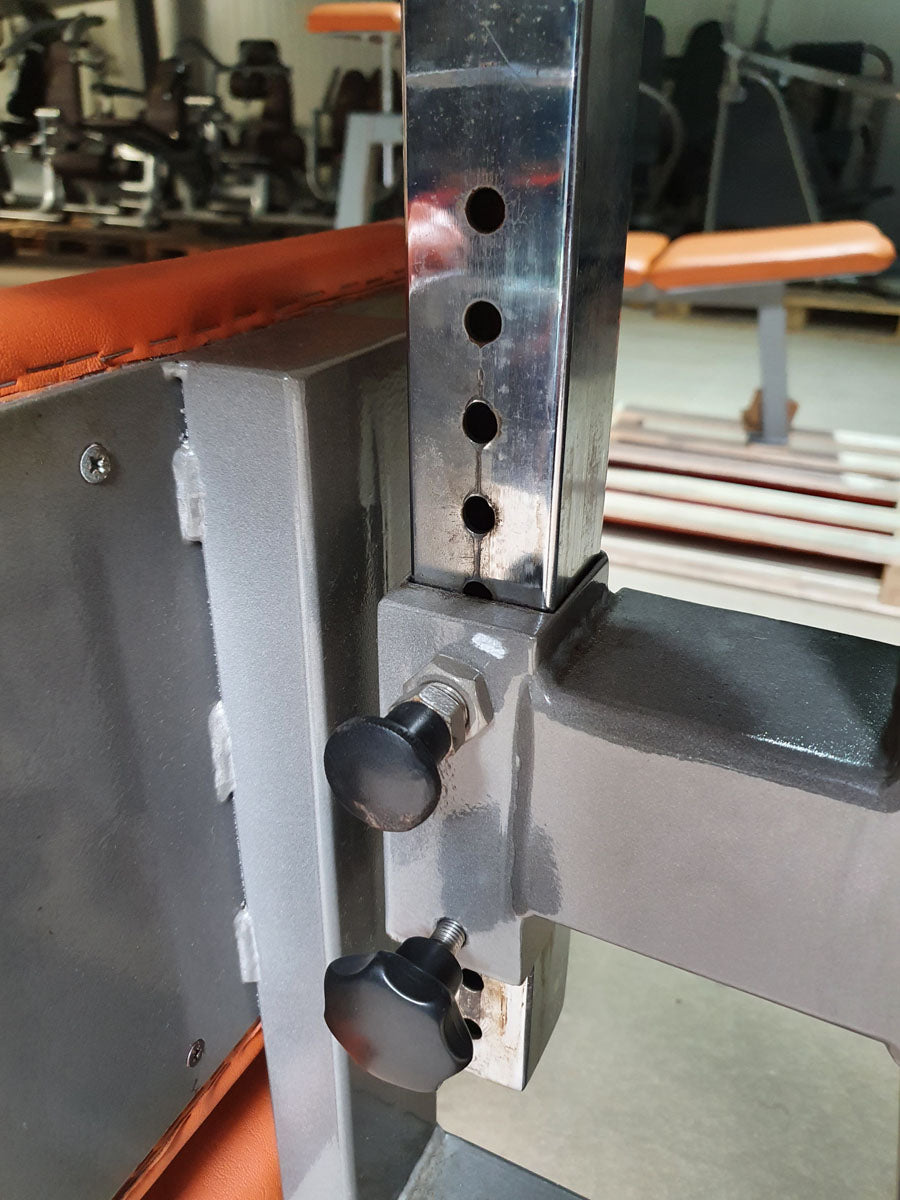 Gym80 adjustable abdominal bench, Adjustable Decline/Abdominal Crunch, frame color silver, used - tested condition