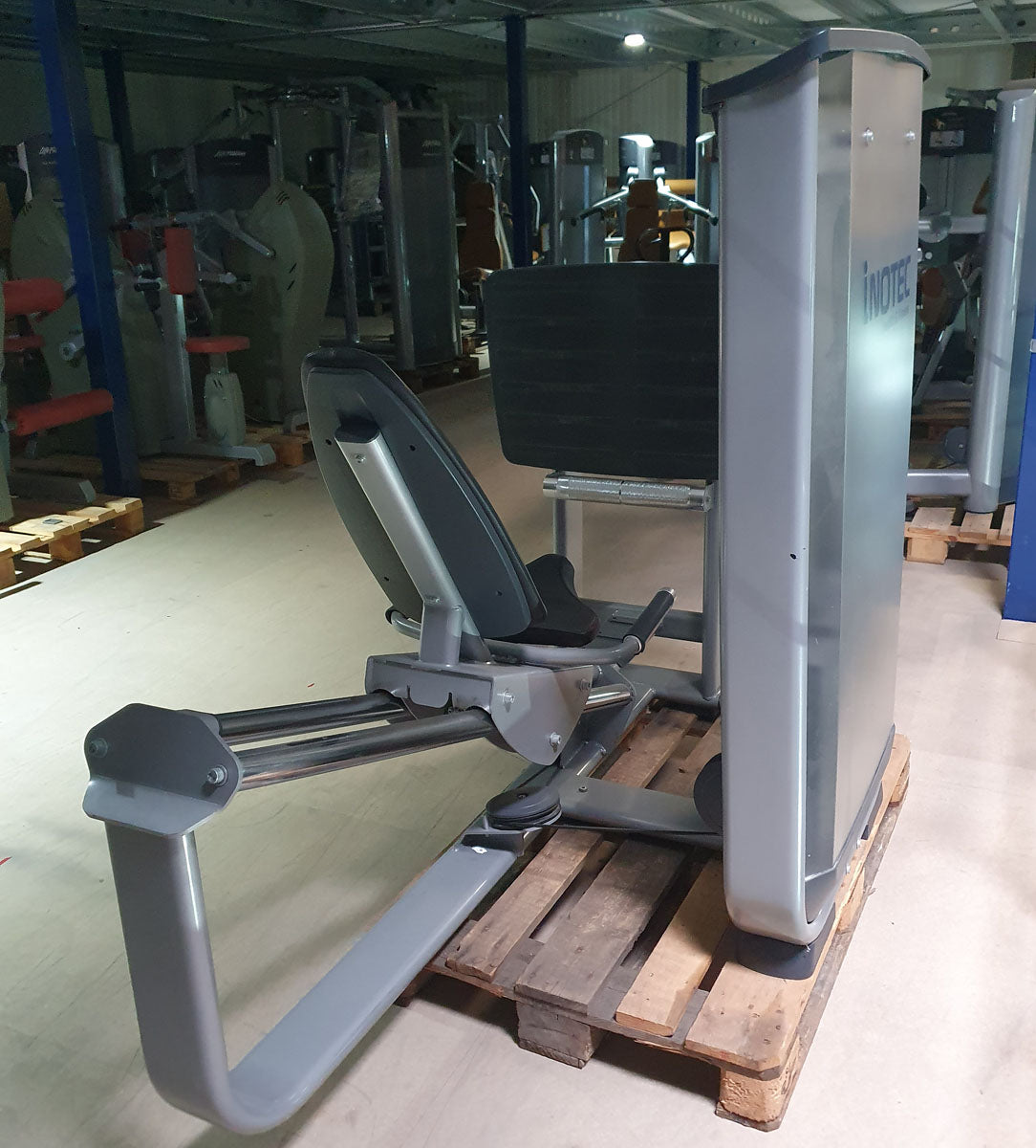 Inotec Beinpresse, Leg Press, Rahmenfarbe Silber, Polsterfarbe Schwarz, gebraucht - überholter Zustand
