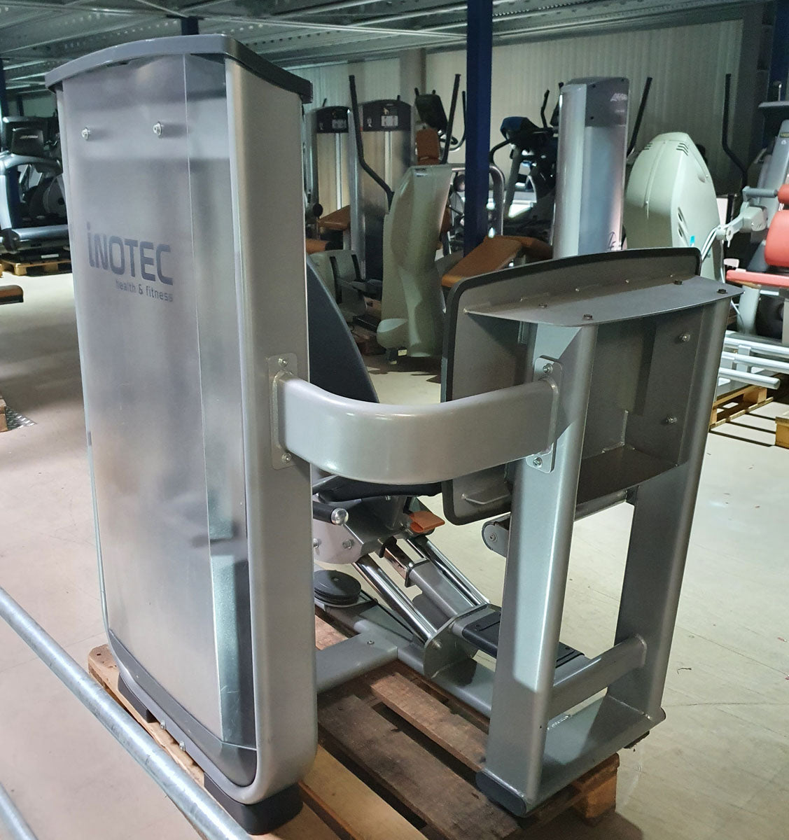 Inotec Beinpresse, Leg Press, Rahmenfarbe Silber, Polsterfarbe Schwarz, gebraucht - überholter Zustand