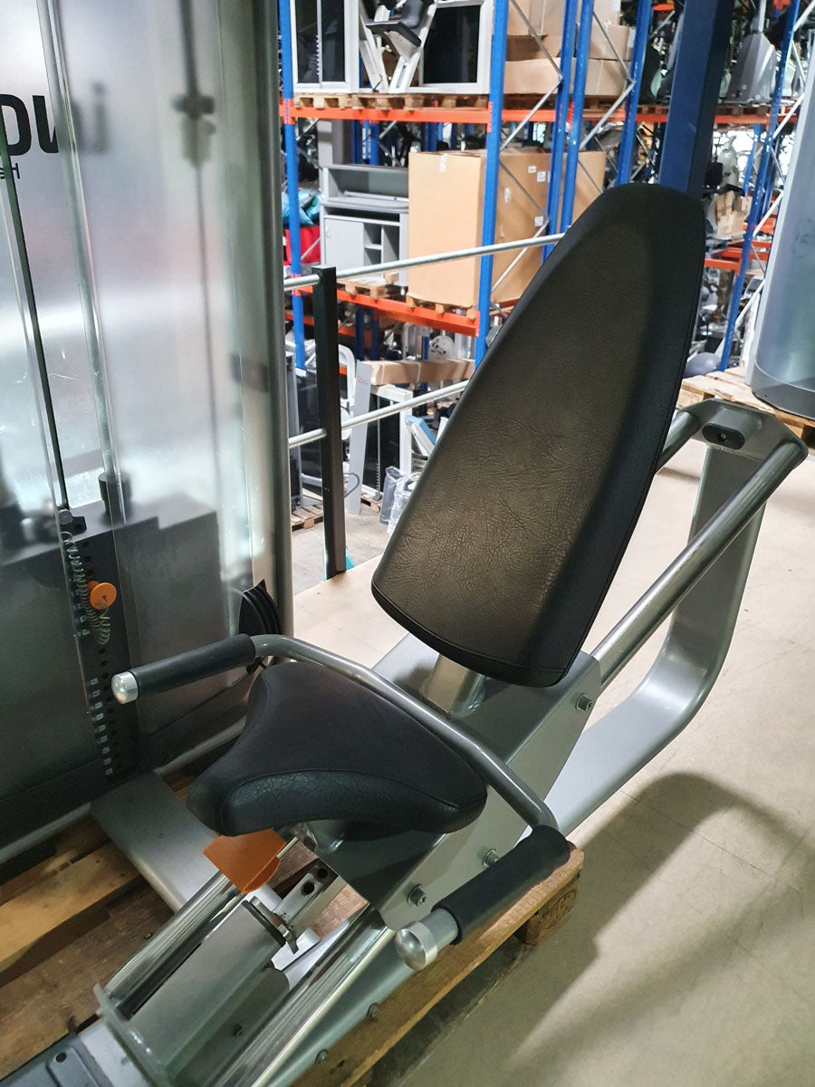 Inotec Beinpresse, Leg Press, Rahmenfarbe Silber, Polsterfarbe Schwarz, gebraucht - überholter Zustand
