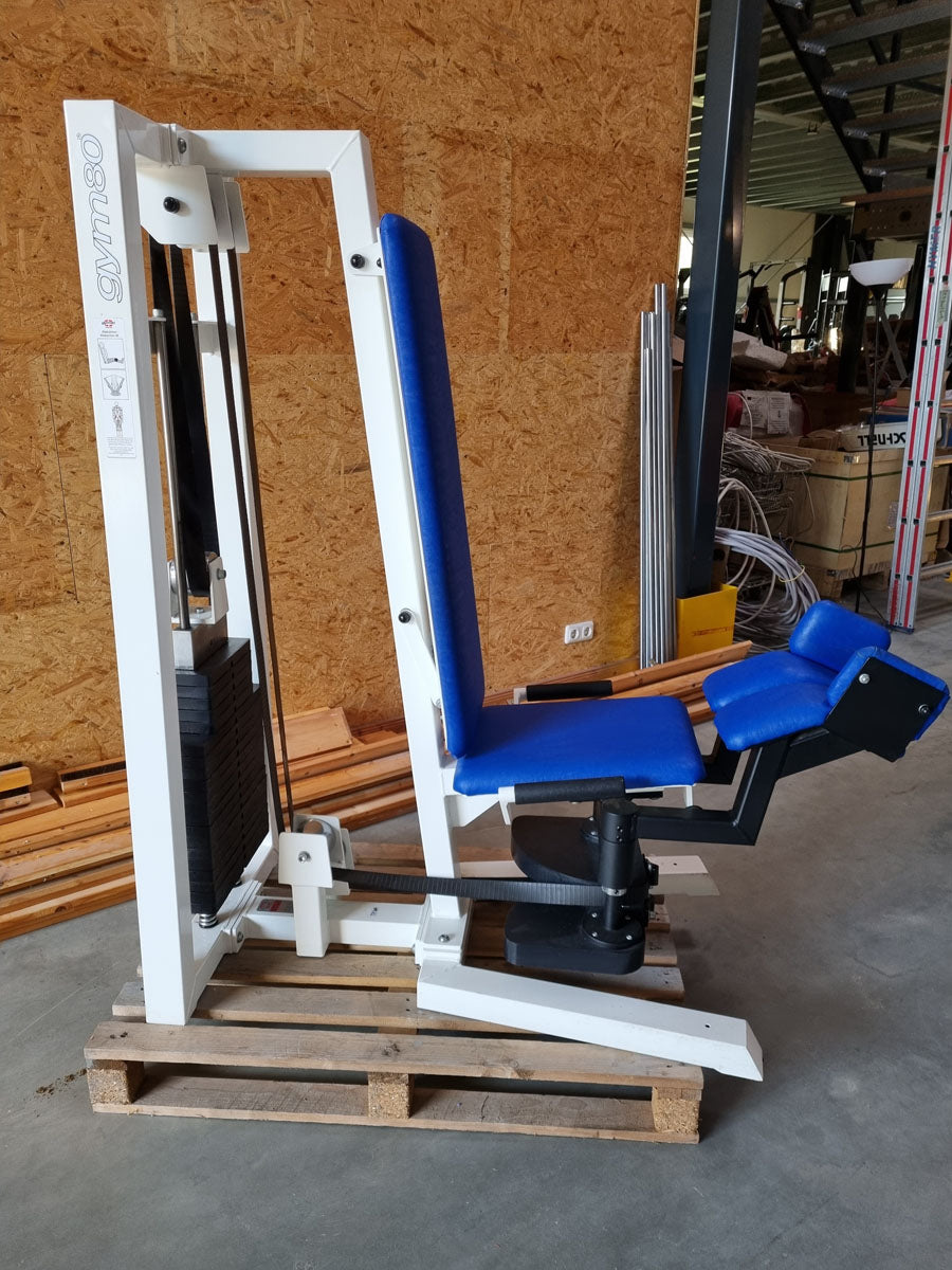 Gym80 Abduktorenmaschine, Hip Abductor, Rahmenfarbe Weiß, Polsterfarbe Blau, gebraucht - überholter Zustand