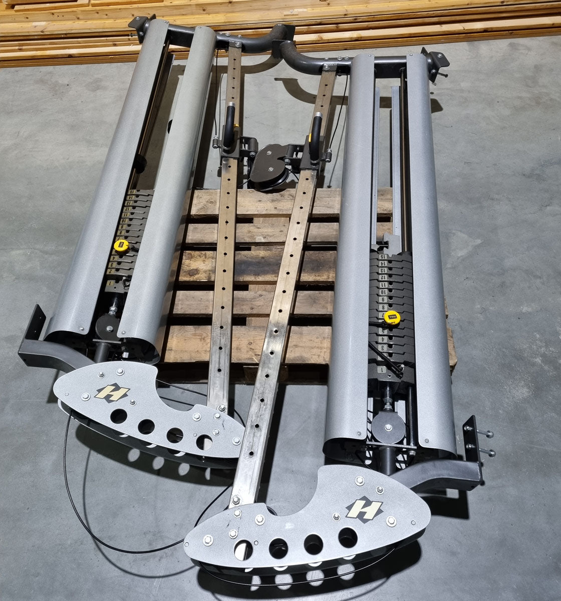 Hoist PTS 3D Multipresse mit Kabelzug Crossover, Max Rack Smith Machine with Cable Crossover, Dual Adjustable Pulley DAP, Rahmenfarbe Silber, gebrauchter - überholter Zustand