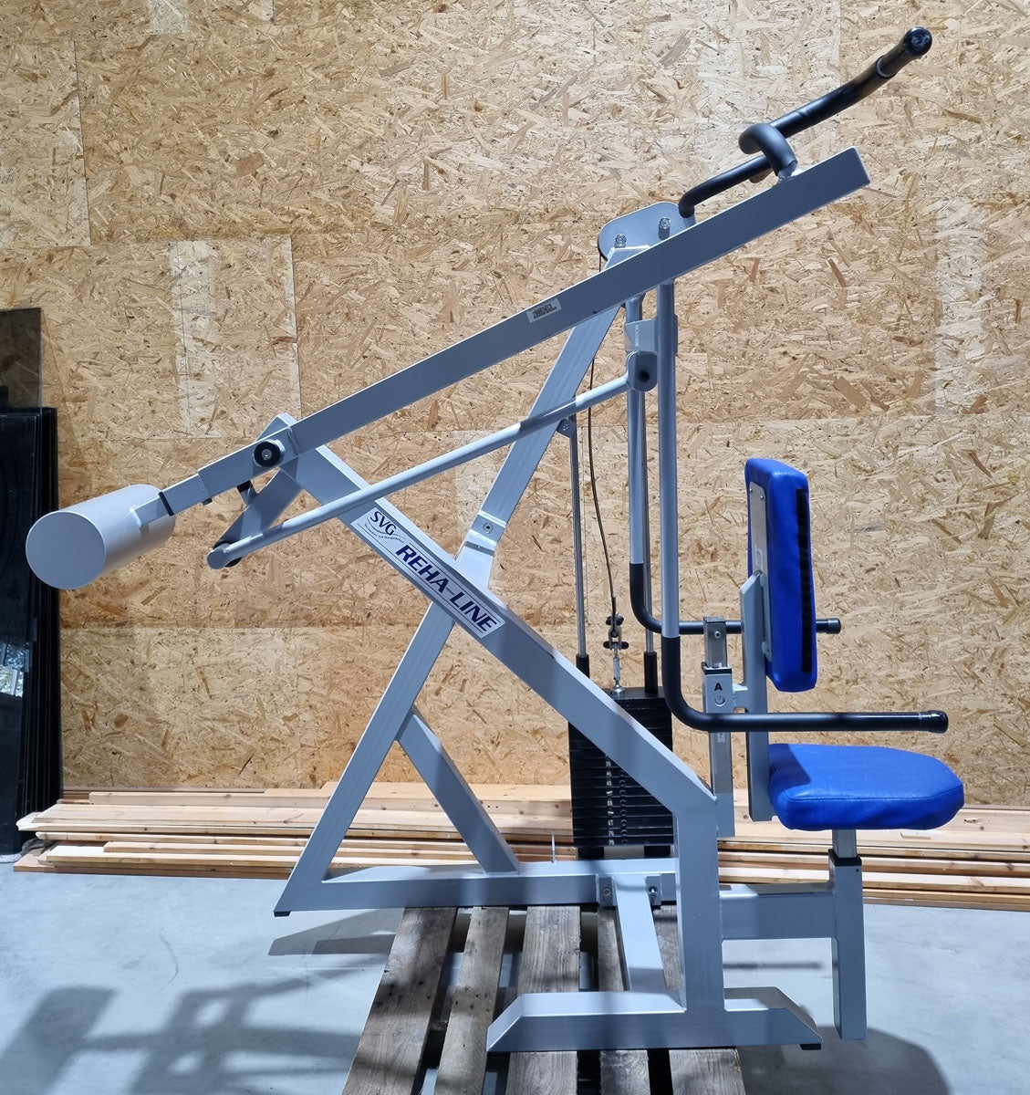 SVG Schulterblattfixator / Stützstemme - Latzug und Dips - Kombigerät 2 in 1, Rahmenfarbe Grau, Polsterfarbe Blau, gebraucht - überholter Zustand