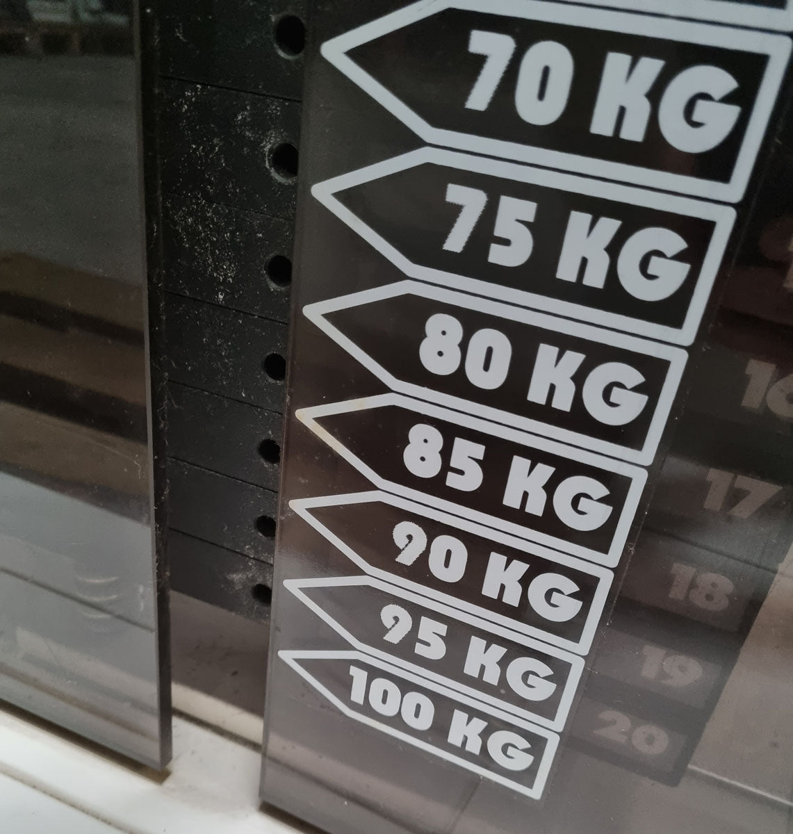 Sportesse Hip and Back Maschine, Hüfte und Rückenstrecker, Polsterfarbe Schwarz, Rahmenfarbe Weiß, gebraucht - geprüfter Zustand