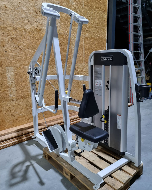 Cybex Rudermaschine, Latrudern, Latisolator, Row, Rahmenfarbe Weiß, Polster Schwarz, gebraucht - überholter Zustand