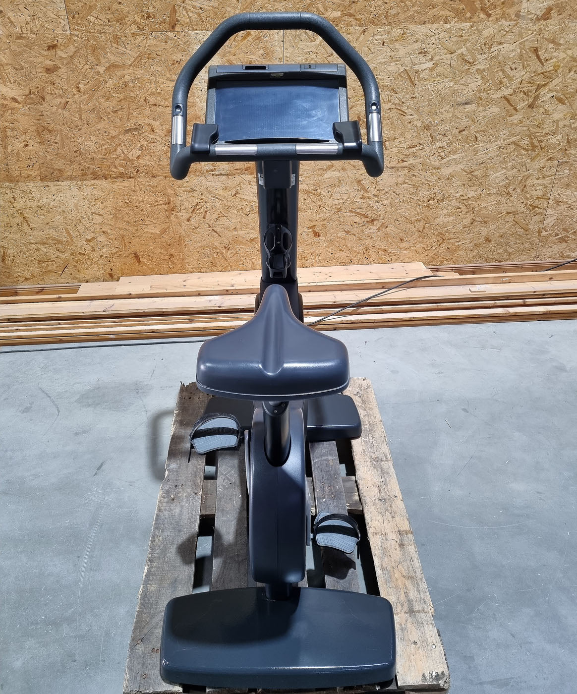 TechnoGym Ergometer Excite Line New Bike 700, Unity Touch Display, used - refurbished condition