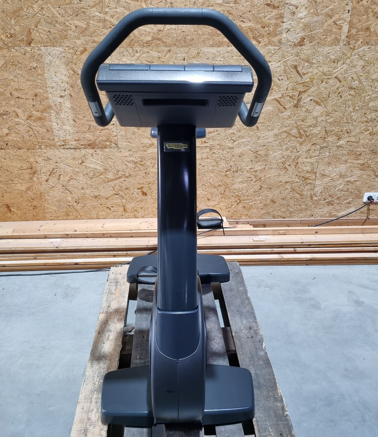 TechnoGym Ergometer Excite Line New Bike 700, Unity Touch Display, used - refurbished condition