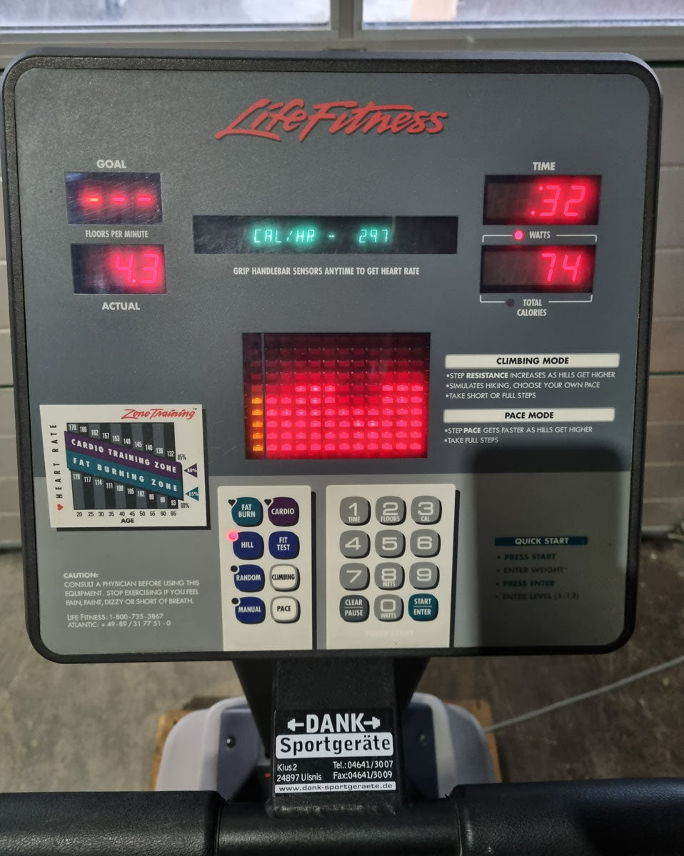 Life Fitness Step 9500 HR Stepper, gebraucht