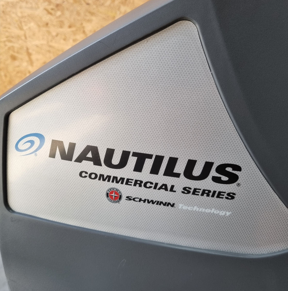 Nautilus Recumbent, Liegeergometer mit Schwinn Technik, LED Display, gebraucht - überholter Zustand