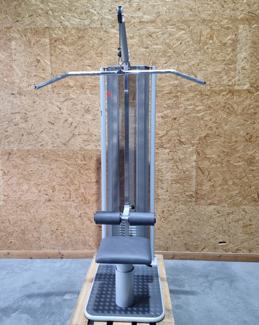 Dynamed Zugapparat Vertikal mit Sitz, Latzug von Oben, Pulldown, Stolzenberg, Rahmenfarbe Silber, gebraucht - überholter Zustand