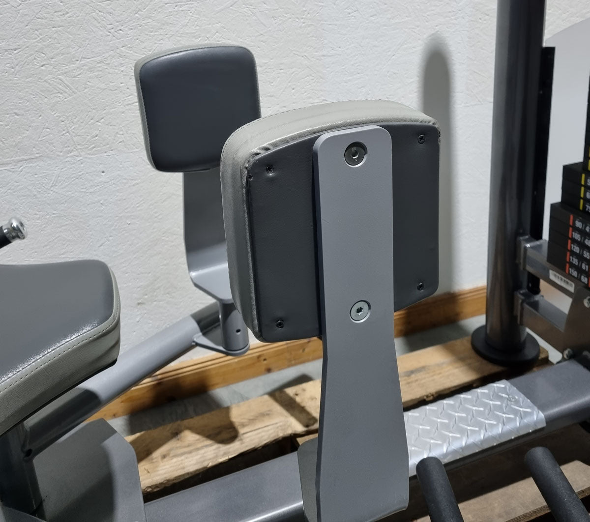 Impulse Fitness Abduktoren und Adduktoren 2 in 1 Kombimaschine - Hip Abduction and Hip Adduction, Rahmenfarbe Grau-Anthrazit, gebraucht - überholter Zustand