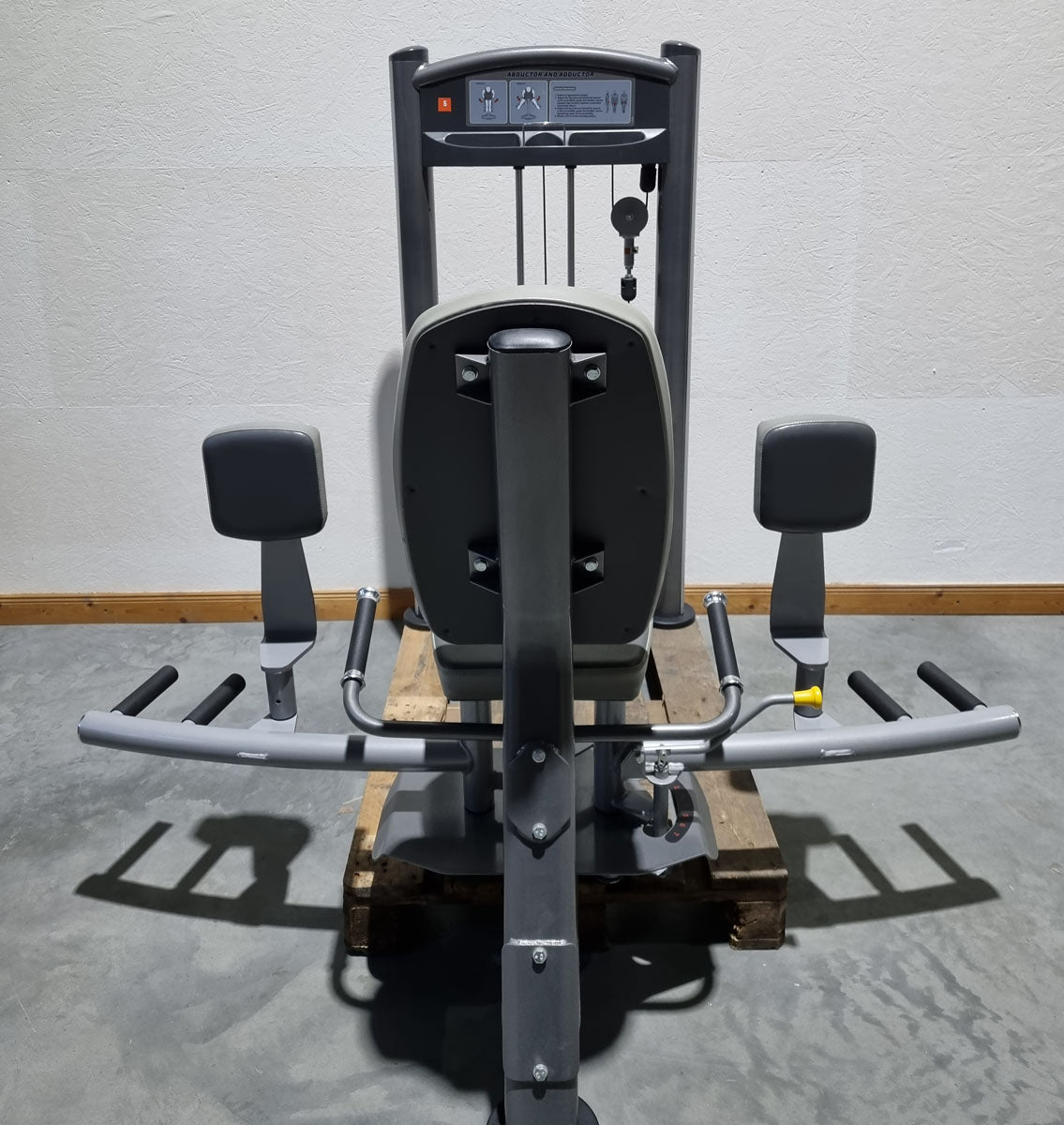 Impulse Fitness Abduktoren und Adduktoren 2 in 1 Kombimaschine - Hip Abduction and Hip Adduction, Rahmenfarbe Grau-Anthrazit, gebraucht - überholter Zustand