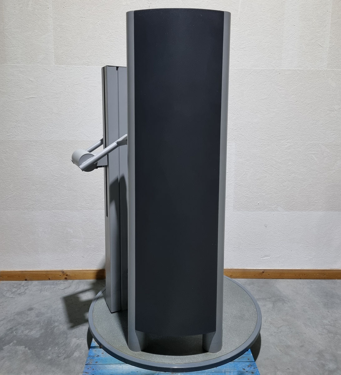 Frei Genius Schulterblattfixator und Stützstemme - Latzug Pulldown und Dips - Kombigerät 2 in 1, Rahmenfarbe Silber - gebraucht - überholter Zustand