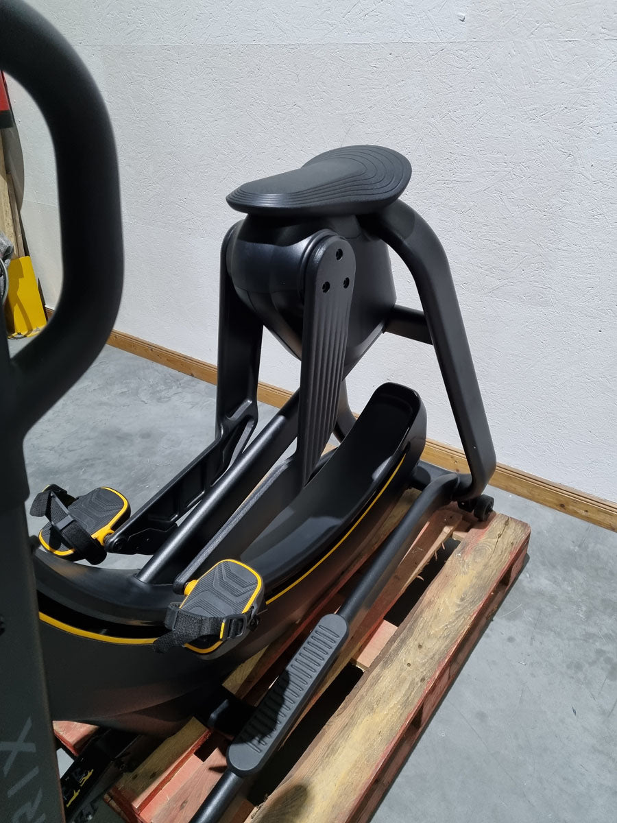 Matrix S-Force Performance Trainer, Crosstrainer, Stepper, Ergometer, HIIT Interval Training, gebrauchter - überholter Zustand