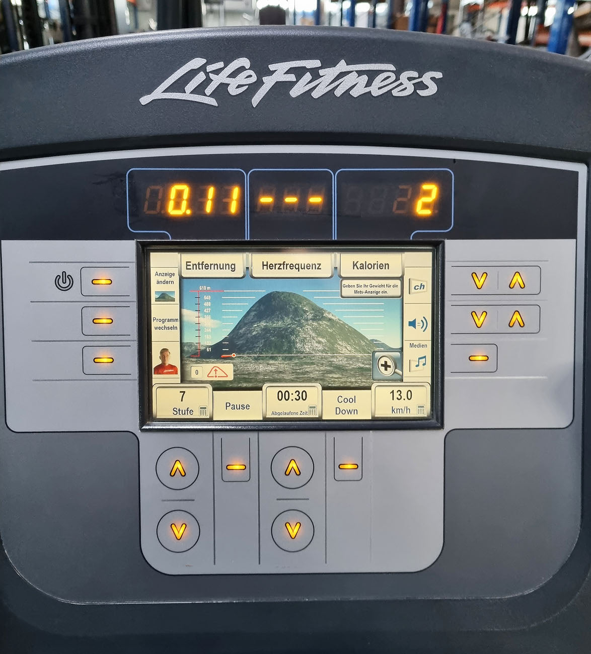 Life Fitness Ergometer 95C - Elevation Series 95c - Engage 7" Touchscreen Konsole, gebraucht - überholter Zustand