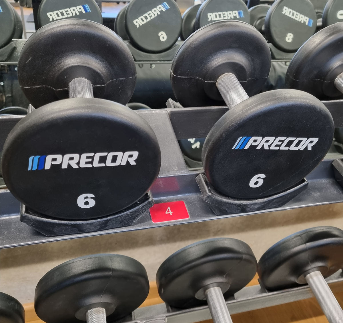 Precor Kurzhantel Satz aus PU Polyurethan Gummiert, 2 bis 30kg, verschiedene Stufen, erst 3 Jahre alt, Schwarz, gebraucht - guter Zustand