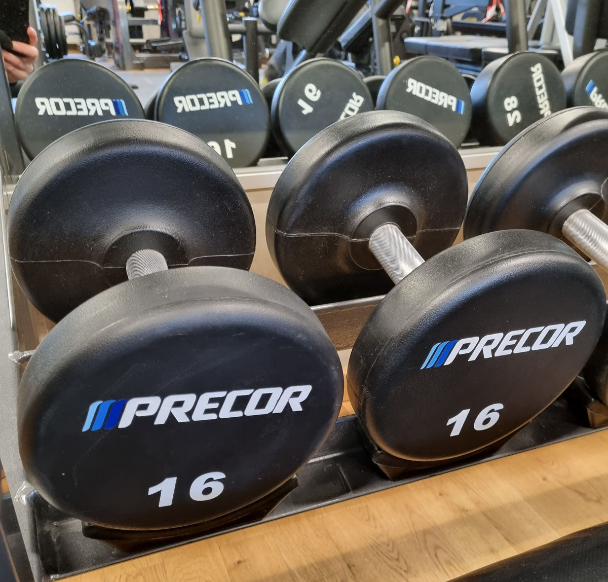 Precor Kurzhantel Satz aus PU Polyurethan Gummiert, 2 bis 30kg, verschiedene Stufen, erst 3 Jahre alt, Schwarz, gebraucht - guter Zustand