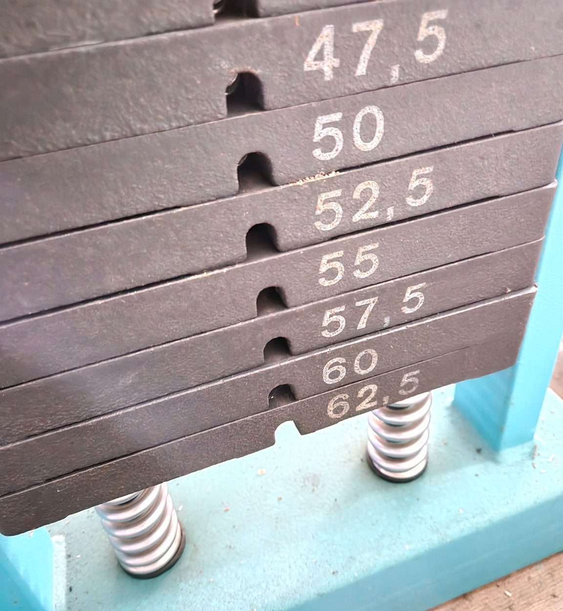 Gym80, kick machine, hip pendulum, Edition Line, frame color turquoise, used - tested condition