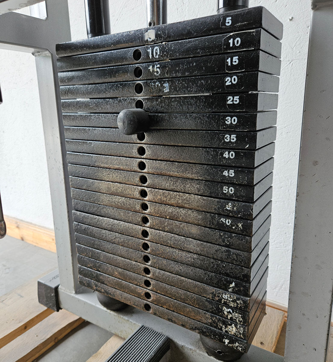 Technogym cable rowing, rowing tower, long pulley row, rowing station, Silverline, old school bodybuilding, used - with signs of wear