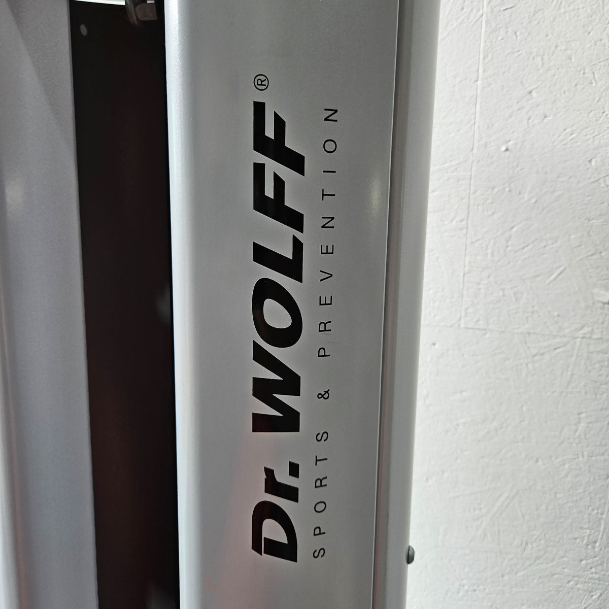 Dr. Wolff Beinpresse 806 Variante XS - extra platzsparend gebaut, ähnlich Funktionsstemme, Gerät aus Präventions-Park, Rahmenfarbe Silber, gebrauchter - überholter Zustand