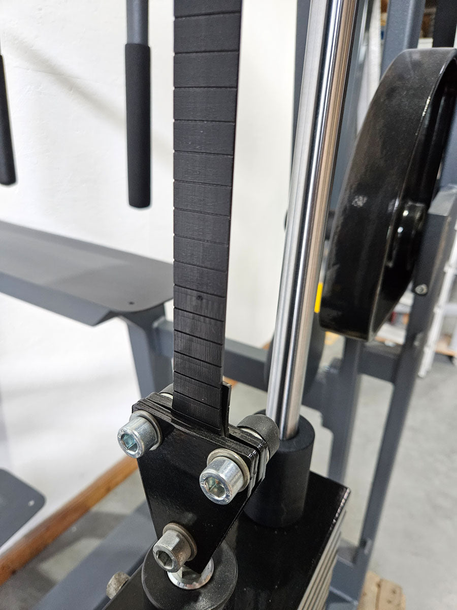 Trizepsmaschine Horizontal, Trizepsstrecker, Triceps Extension, Hersteller ähnlich Gym80 oder L+K, Rahmenfarbe Anthrazit, gebraucht - geprüfter Zustand