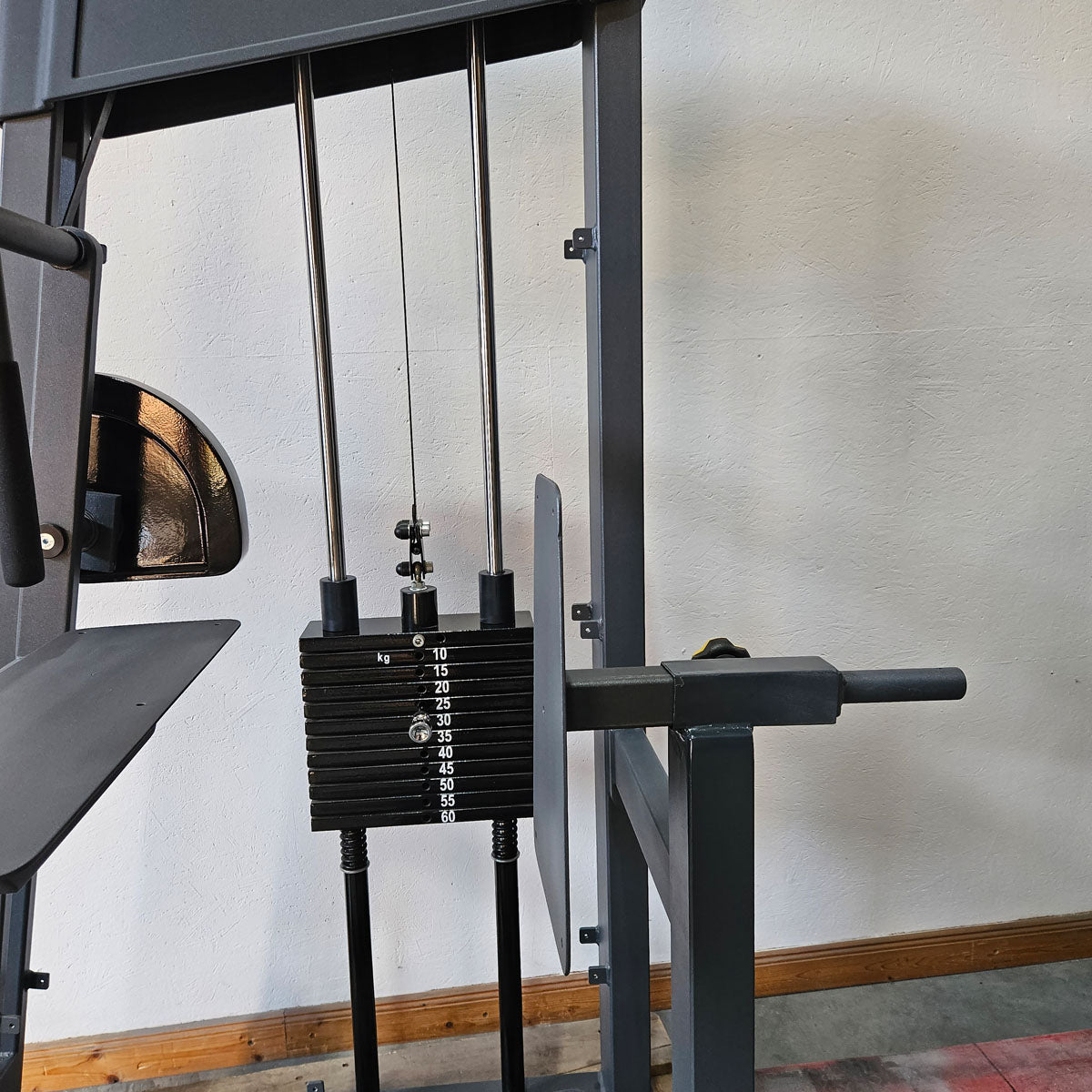 Trizepsmaschine Horizontal, Trizepsstrecker, Triceps Extension, Hersteller ähnlich Gym80 oder L+K, Rahmenfarbe Anthrazit, gebraucht - geprüfter Zustand