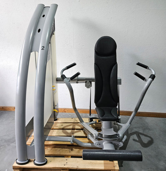 Sportsart Brustpresse DUAL S915 A915 N915, Independent Chest Press, Bankdrückmaschine Bilateral, Rahmenfarbe Silber, gebraucht - überholter Zustand