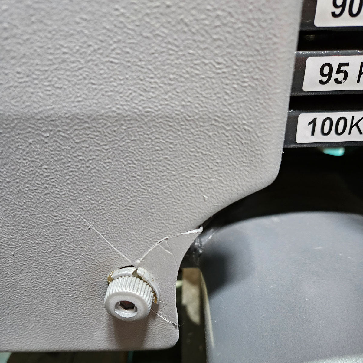 SportsArt Latzug Dual von Oben mit drehbaren Griffen S916, A916, N916 Independent Lat Pulldown, Pull Down DUAL, Rahmenfarbe Silber-Grau, gebrauchter - überholter Zustand