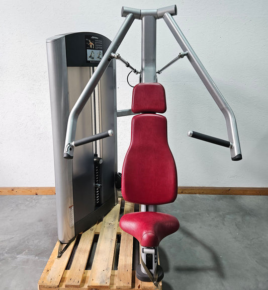 Life Fitness Bankdrücken, ChestPress, Brustpresse, Bankdrückmaschine, 145kg Gewichtsblock, Signature Series, Rahmenfarbe Silber, gebraucht - überholter Zustand