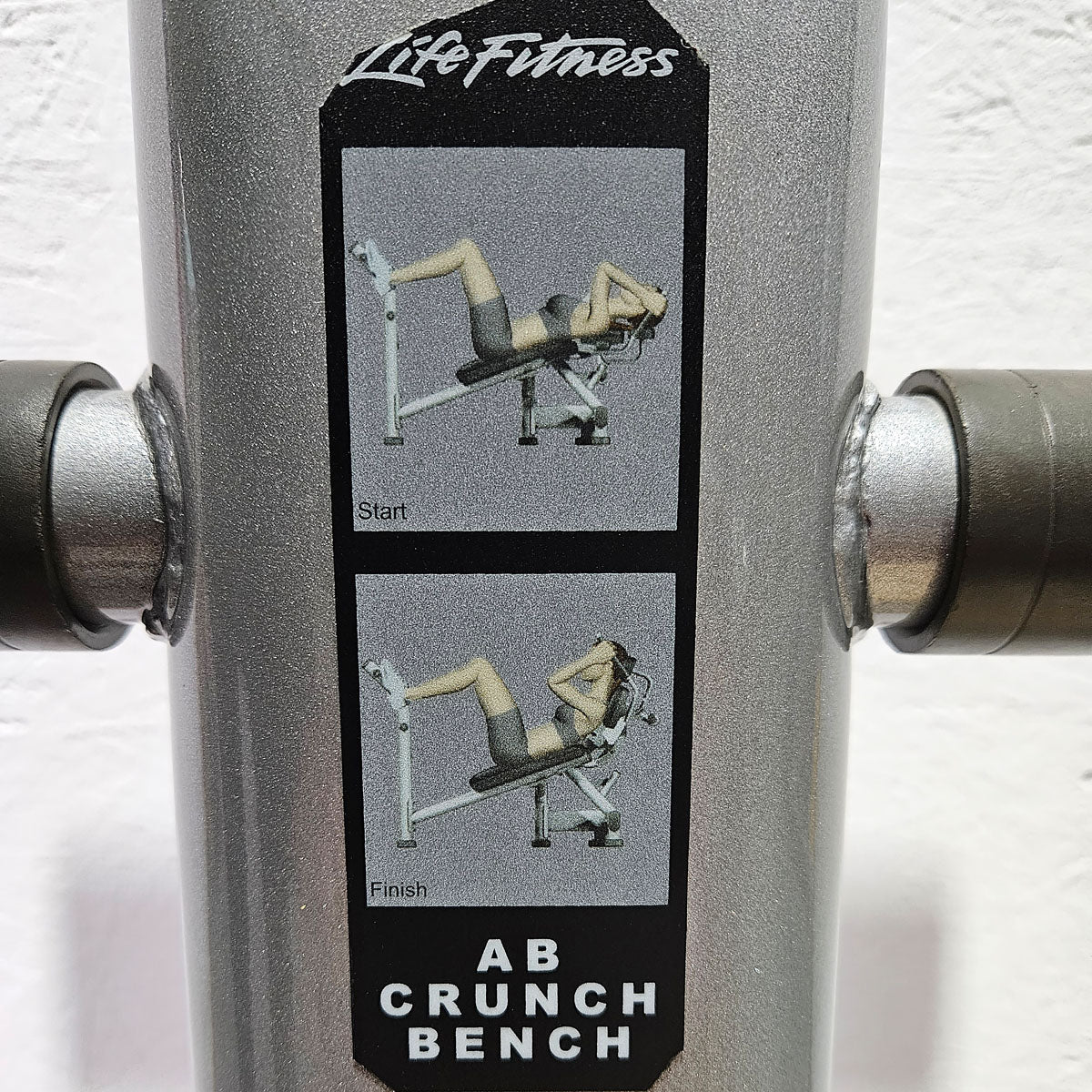 Life Fitness Bauchmaschine, Bauchbank, Ab Crunch Bench- Plate loaded SABB, Signature Serie, Rahmenfarbe Silber, gebrauchter - überholter Zustand