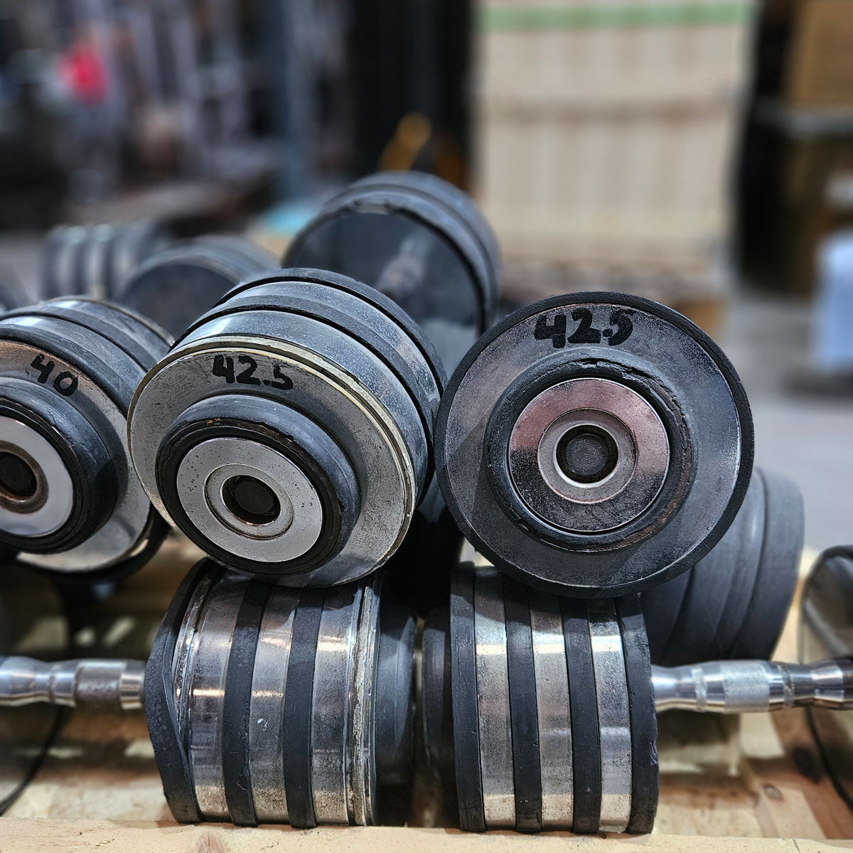 Kurzhantelsatz aus Guss bzw Chrom von 40 bis 50kg in 2,5kg Stufen ( 5 Paare ) Oldschool, gebraucht - mit Gebrauchsspuren