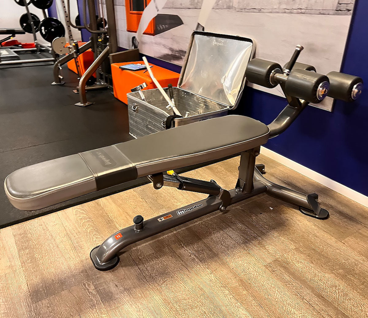 Impulse Fitness Abdominal Bench Adjustable, Adjustable Decline Abdominal Crunch, Frame Color Gray-Anthracite, Used - Refurbished Condition