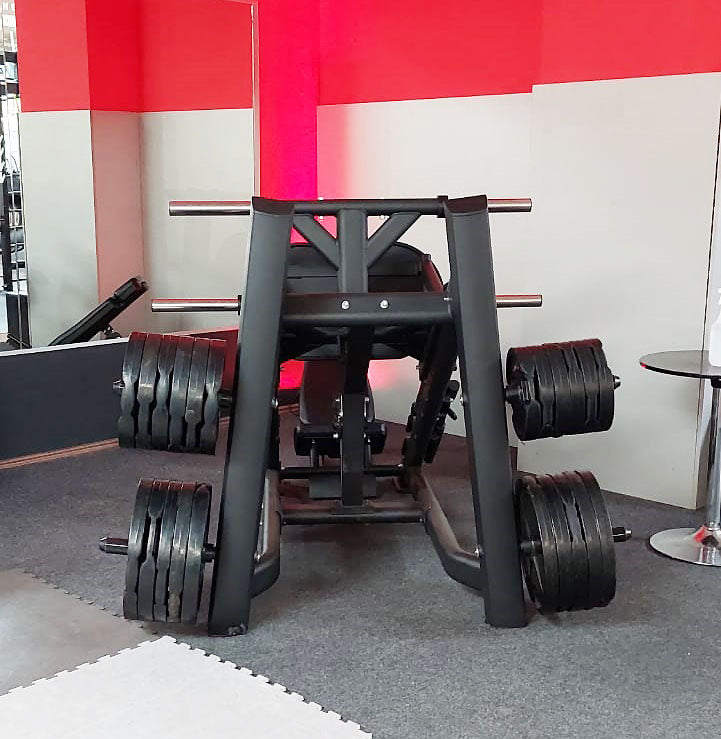 DankSport Leg Press 45° with Disc Holders Plate loaded, Leg Press, Silver and Black - NEW