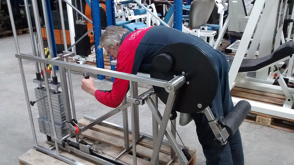 Germania Gluteus radial / buttock machine, standing, stainless steel