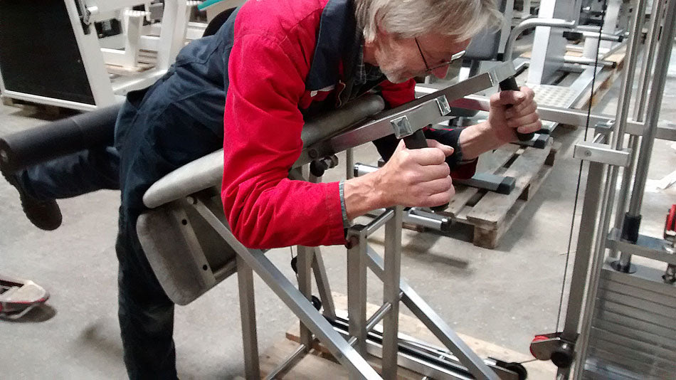 Germania Gluteus radial / buttock machine, standing, stainless steel