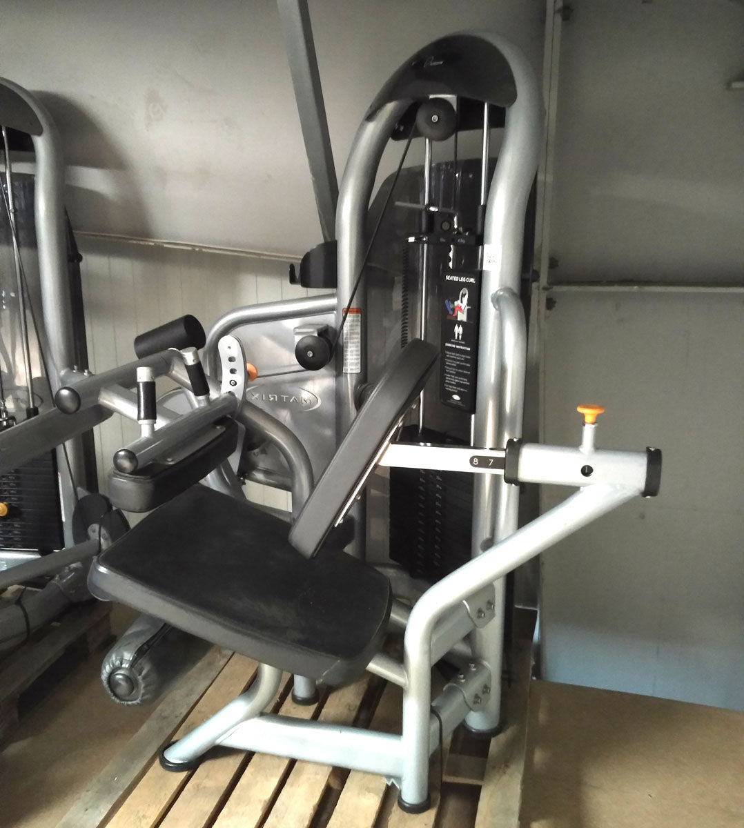 Matrix Beinbeuger sitzend und Beinstrecker im Set - 2 Geräte, Aura G3 Serie, Leg Curl und Leg Extension, Rahmenfarbe Silber, gebraucht - überholter Zustand