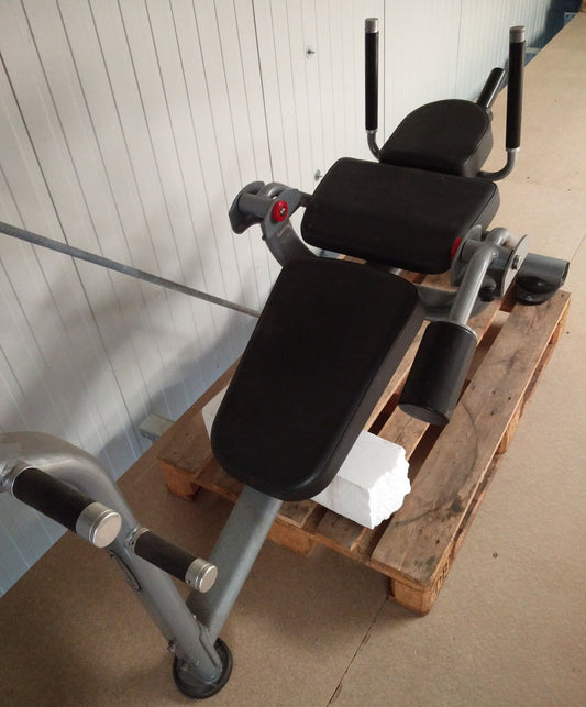 Matrix Aura G3-PL50 Bauchbank Klappmesser, Bauchmuskelmaschine Plate loaded, Ab Crunch Bench, Farbe Silber, gebraucht