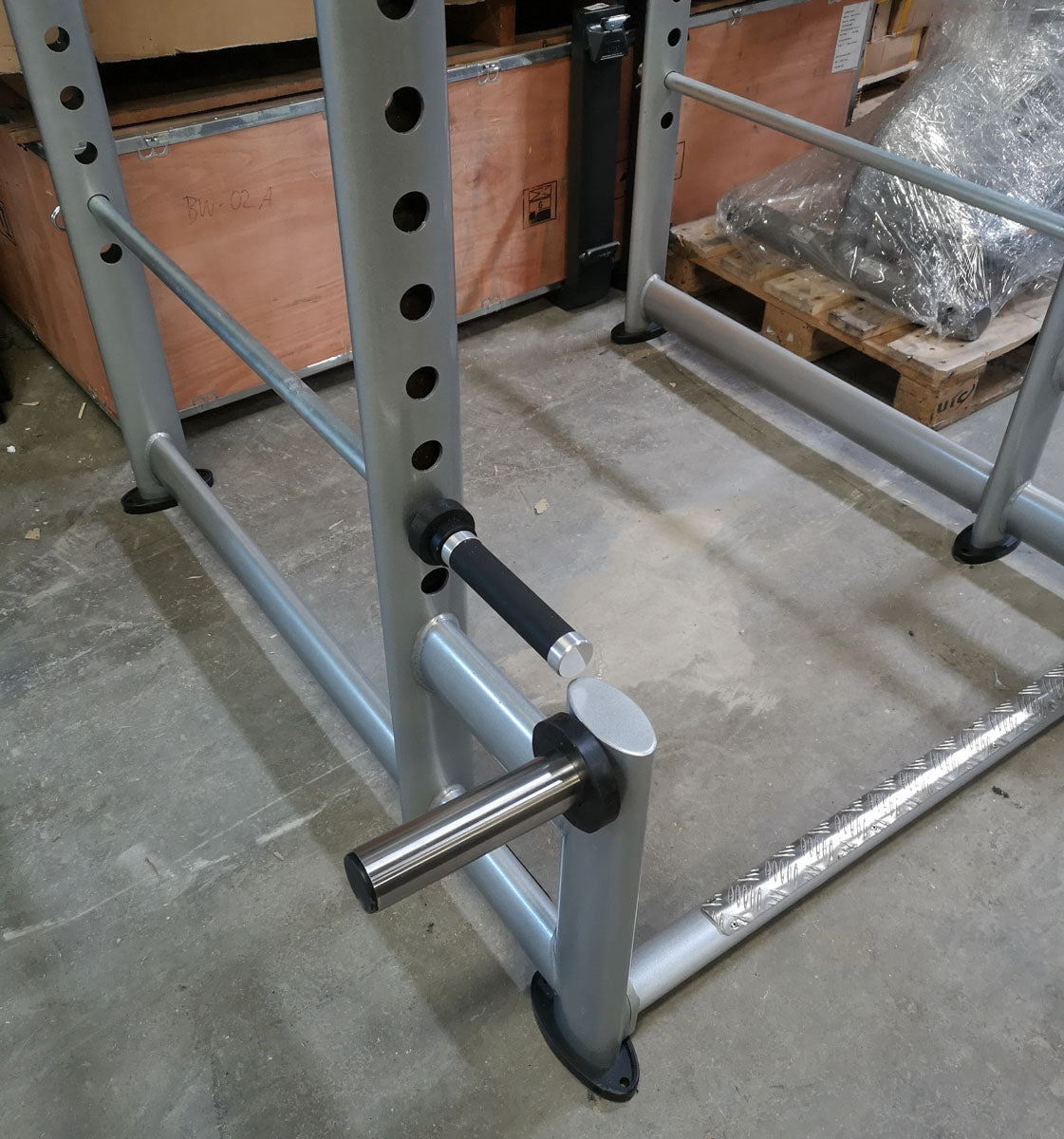 L+K E-Line Power Rack, Silber, Neuwertiges Ausstellungsstück - Sonderpreis