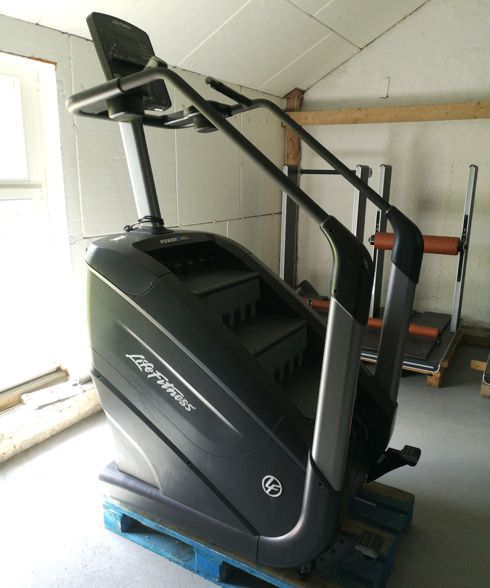 Life Fitness Powermill Climber, Treppe, Stepper, Climbmill, Nur 2 Jahre alt, 1 Jahr in Nutzung, Top Zustand, Farbe Titanium Storm, gebraucht