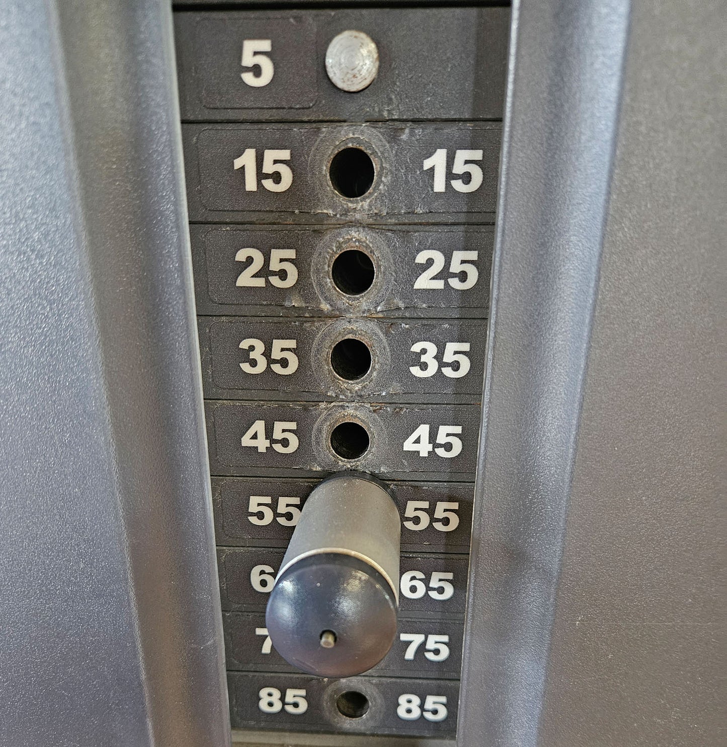 Life Fitness Dip-Chin Assisted Pull-Up Machine with Weight Support, Signature Series, Frame Color Silver, Used - Refurbished Condition