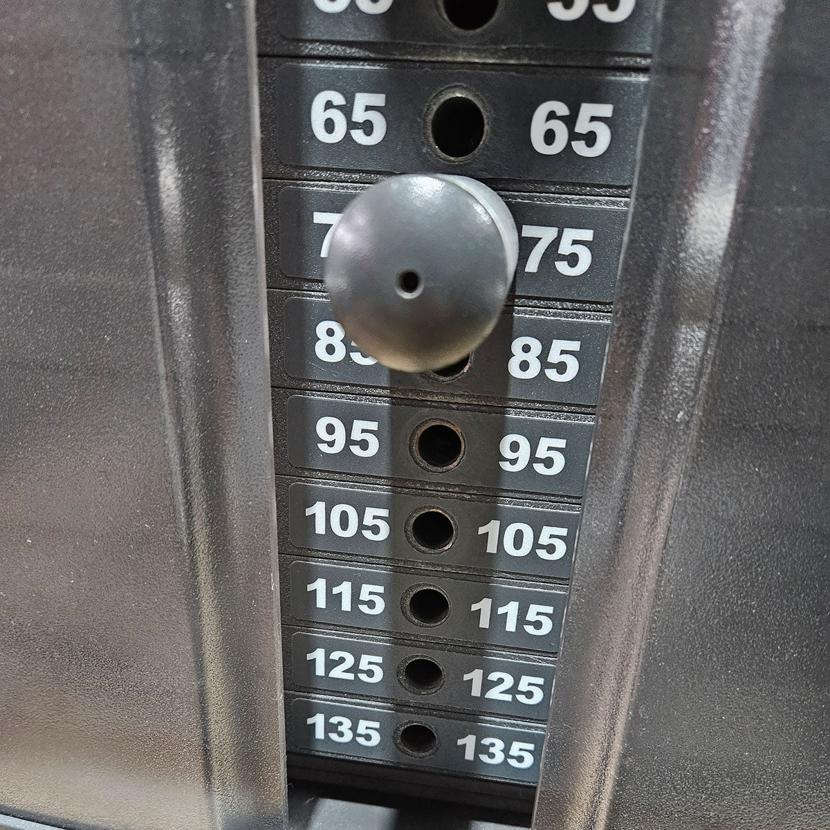 Life Fitness Beinbeuger sitzend, Leg Curl, Signature Serie, 135kg Gewichtsblock, Rahmenfarbe Silber, gebraucht - überholter Zustand