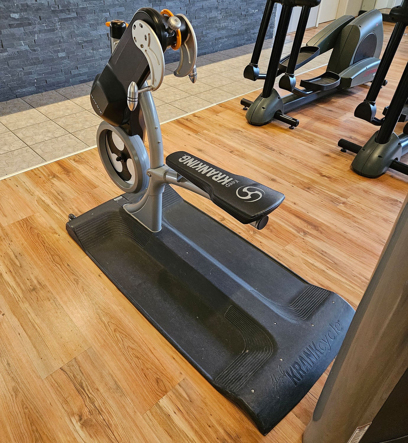 Matrix KrankCycle, Oberkörpertrainer Kranking, Oberkörperergometer, Handergometer, Cardiotraining für Arme und Schulter, gebraucht - überholter Zustand