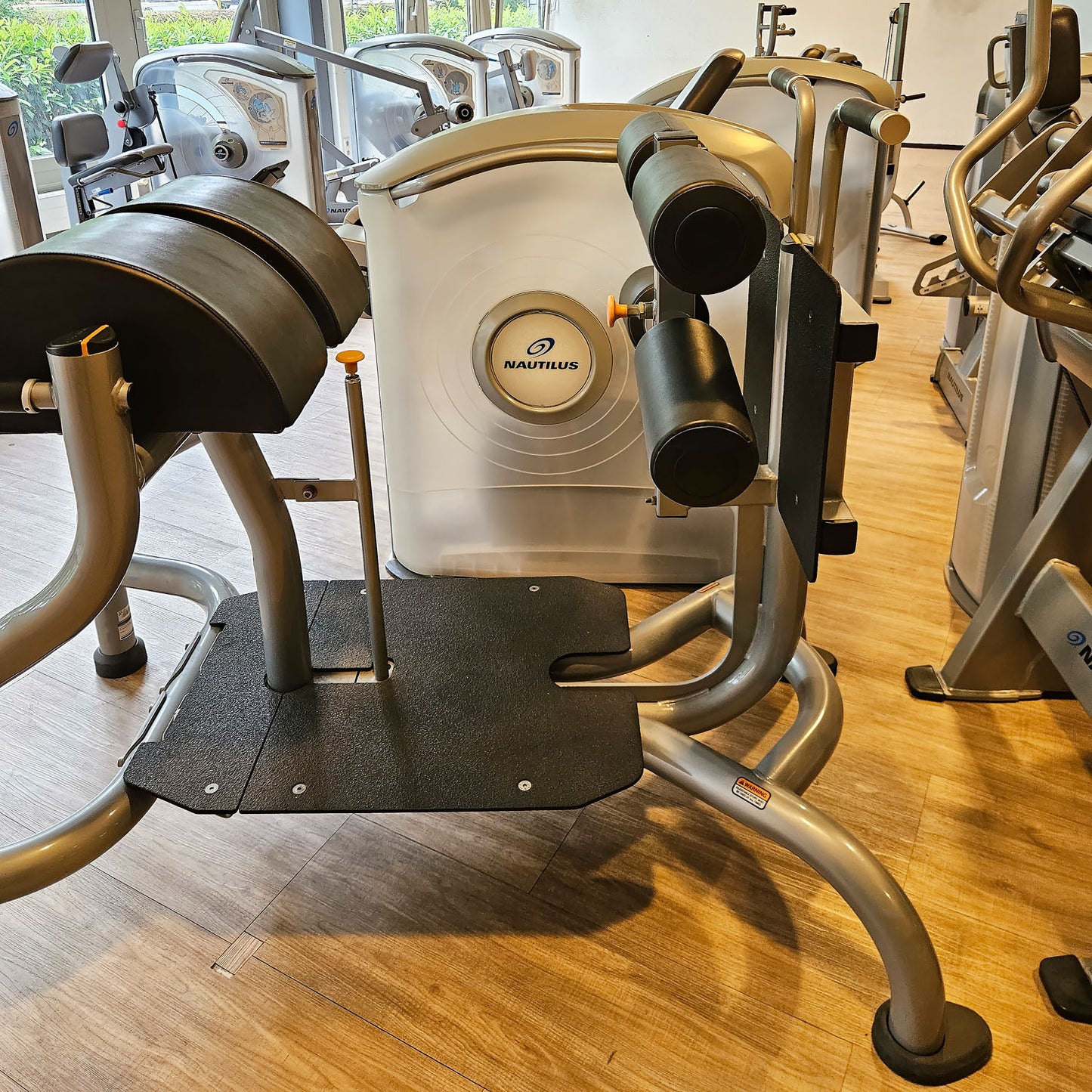 Matrix Magnum Glute Ham Bench MG-A96, bench for lower back, abdominal, leg, and buttock training, frame color silver, used - refurbished condition