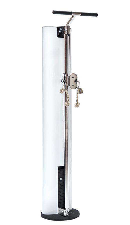 Fitnessgerät mit Seilzug und Griffen, keine Marke sichtbar.