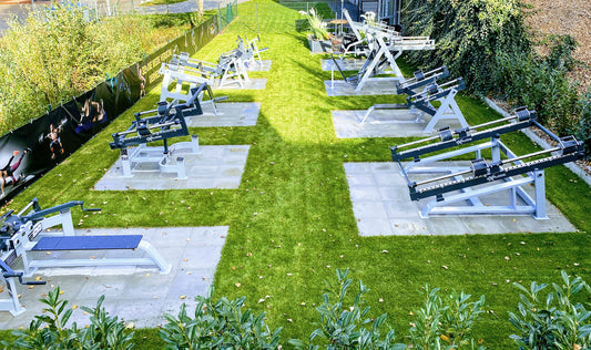 Inter Atletika Outdoor EXplode 9 Kraftgeräte im Set, DHZ Xplode Kraftgerätepark, Baujahr 2021, Farbe Grau-Silber, gebraucht - geprüfter Zustand