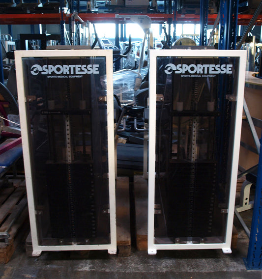 Sportesse Adduktorenmaschine, Oldschool, Rahmenfarbe Weiß mit brauner Plexiglasverkleidung, gebraucht mit Mängeln - Sonderpreis