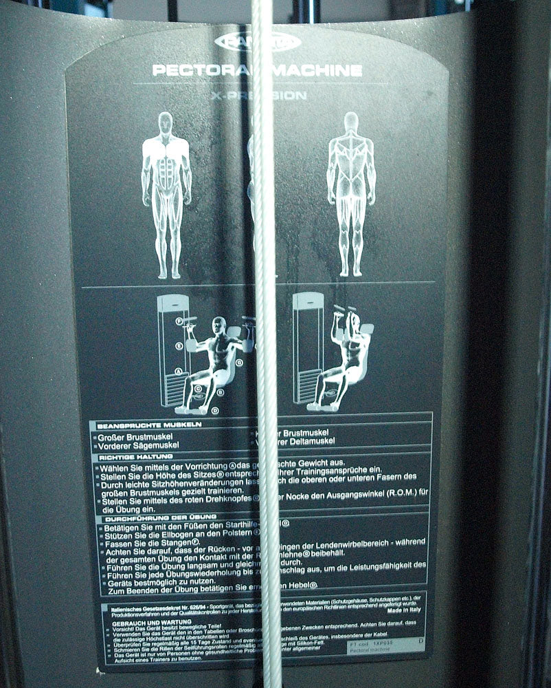 Panatta, Butterfly mit Einstiegshilfe, Pectoral Machine, Pec Fly, Farbe Silber, gebraucht - geprüfter Zustand